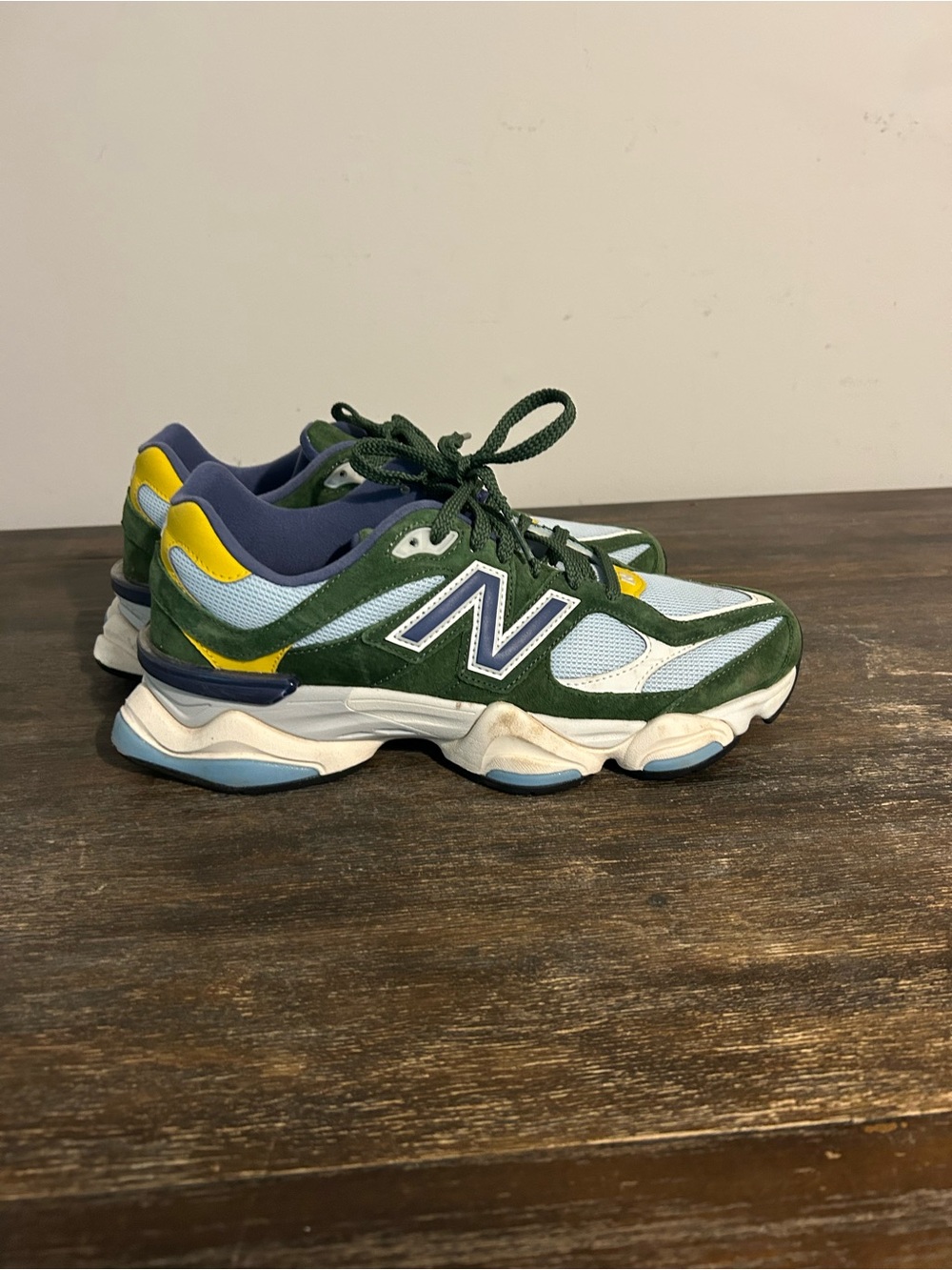 New Balance Men’s size 11 Light Blue & Yellow Men’s Athletic Sneakers